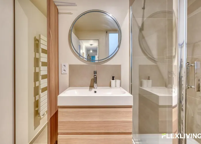 Апартаменты Spacious 1-bedroom In A Trendy & Lively Area 11th